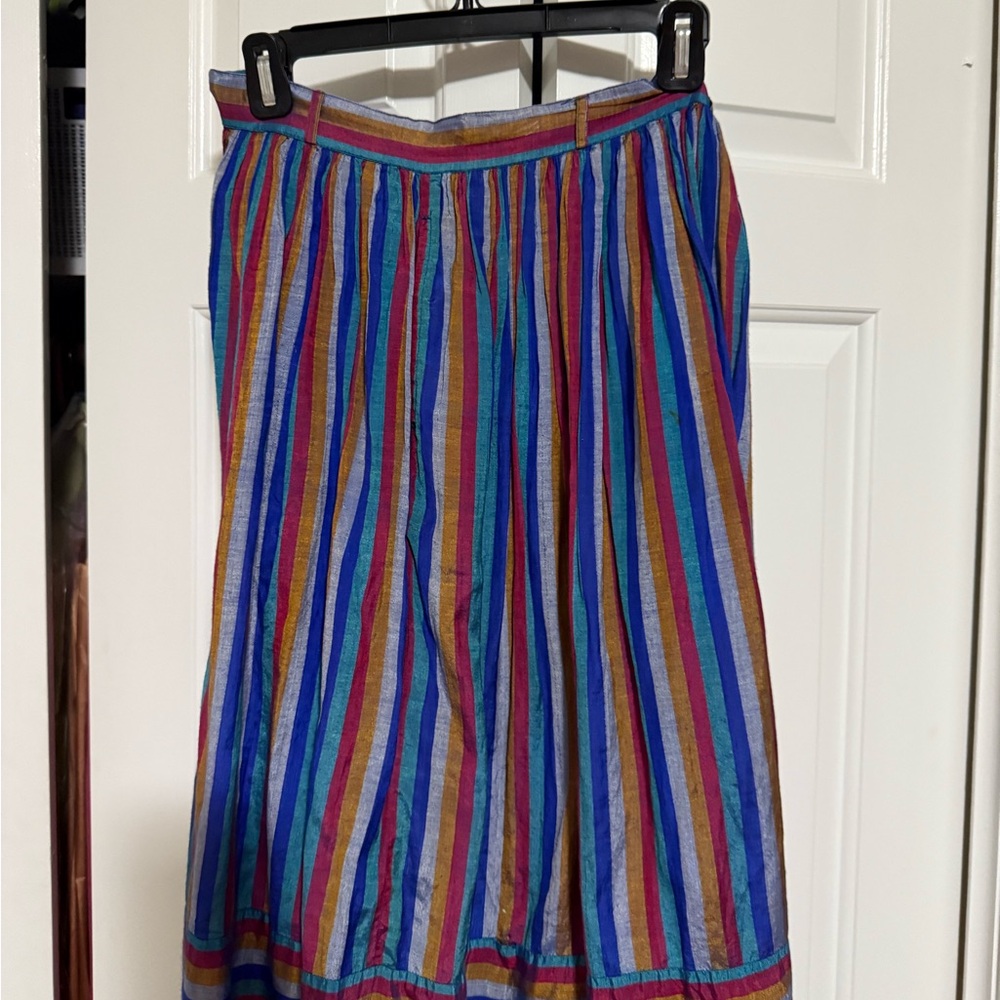 Early 70’s royal silk rainbow reflective poodle skirt - Picture 3 of 9